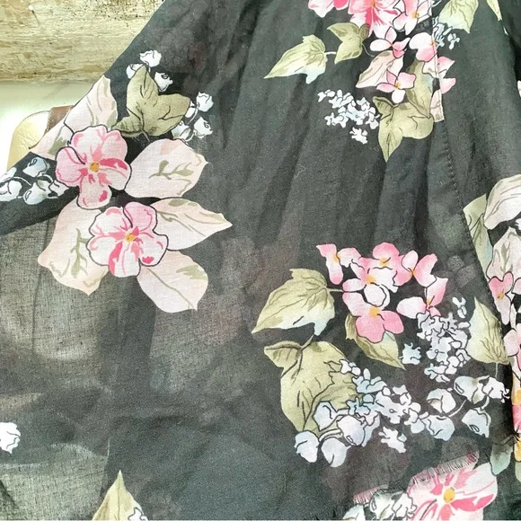 Boho floral Cape/cover up w resort vacay beach shabby chic vibe - Picture 7 of 13